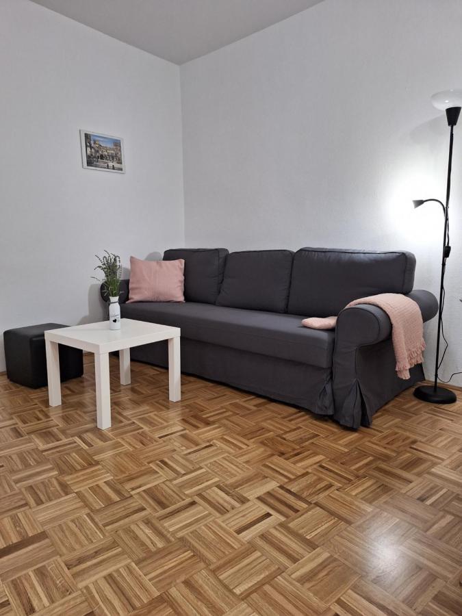 Apartment Kp With Parking Koper Exterior photo